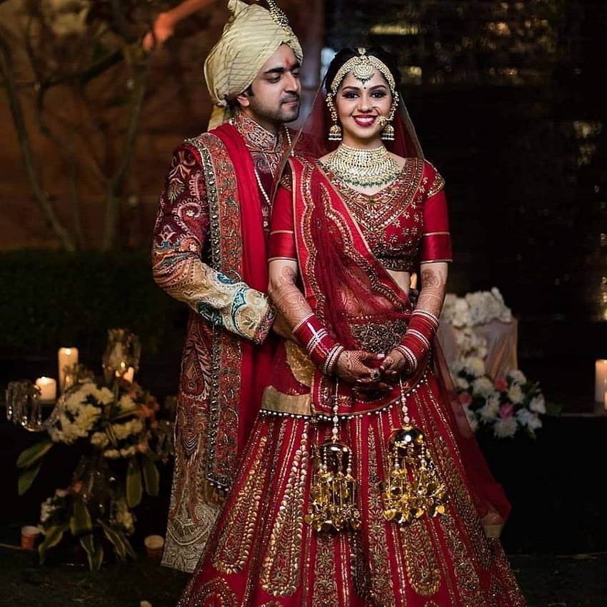 1,430 Likes, 8 Comments - ShaaDi PlanS - Indian Wedding (@shaadi_plans) on…  | Indian bride photography poses, Wedding couple poses photography, Indian  wedding poses