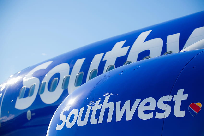 SOUTHWEST AIRLINES UNVEILS ITS NEW LOOK, SAME HEART HD wallpaper