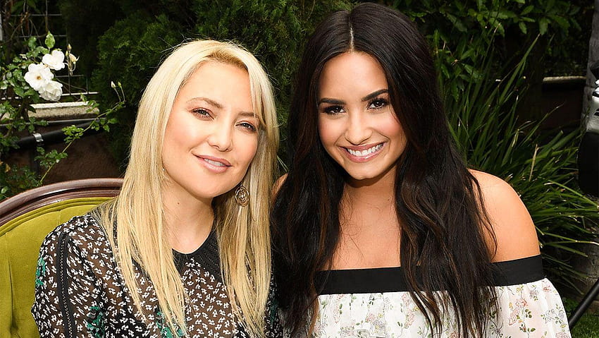 Demi Lovato And Kate Hudson Launch Fabletics At L.A. HD wallpaper