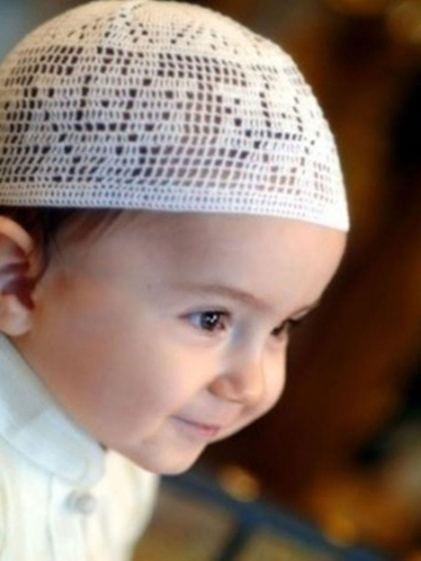 Muslim Babies Praying, muslim baby girl HD phone wallpaper