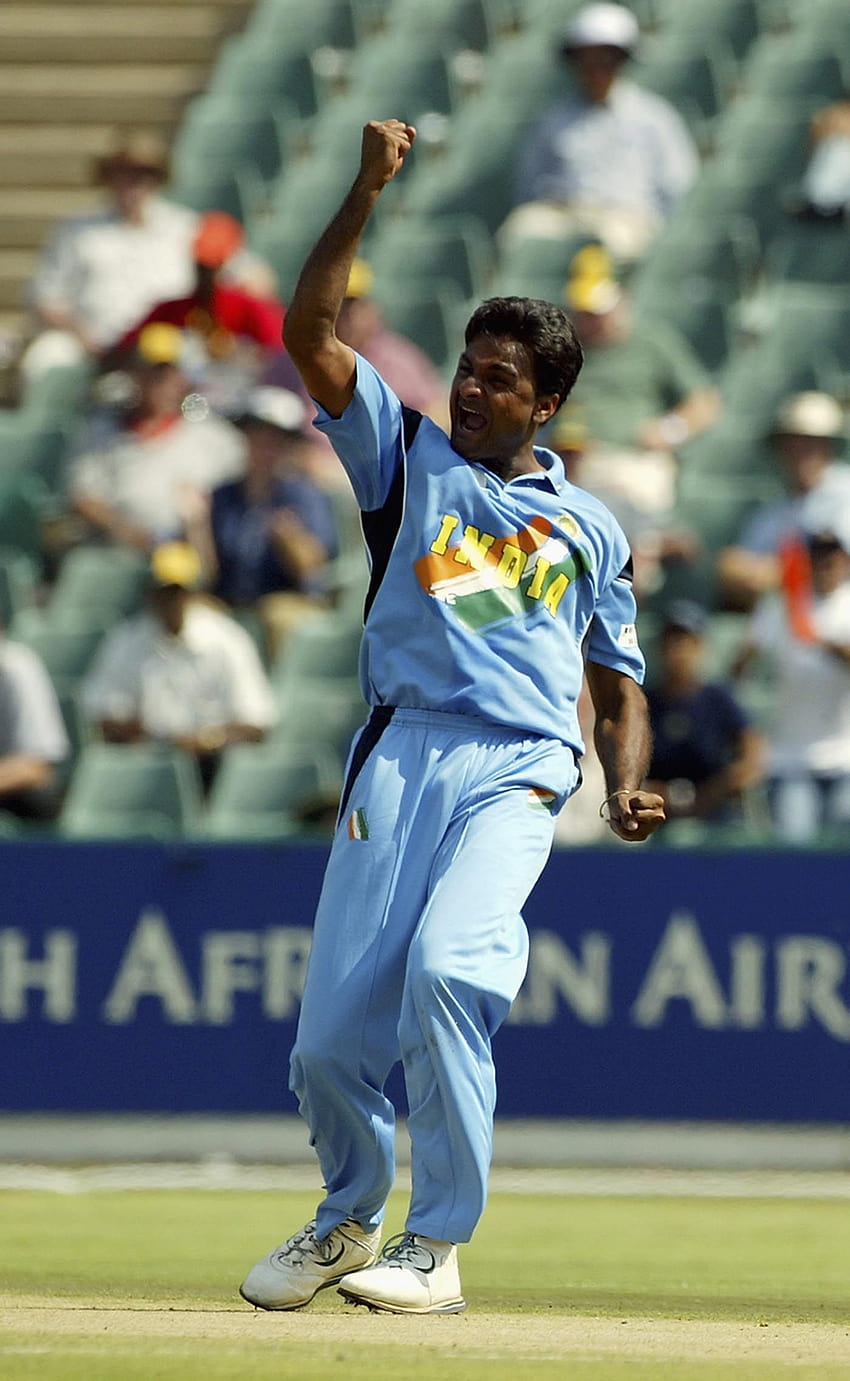 Javagal Srinath ha innescato la rivoluzione nel bowling veloce in India: VVS Laxman Sfondo del telefono HD