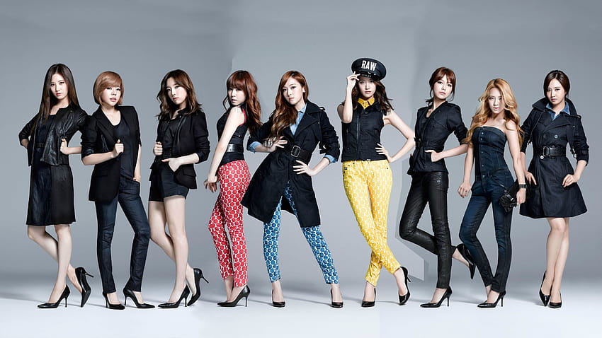 Girls' Generation Korean Seohyun Blonde Women Standing Group Of Women Tiffany Hwang Brunette Kim Taeyon Wavy Hair Kim Taeyeon Singer Short H Fond d'écran HD