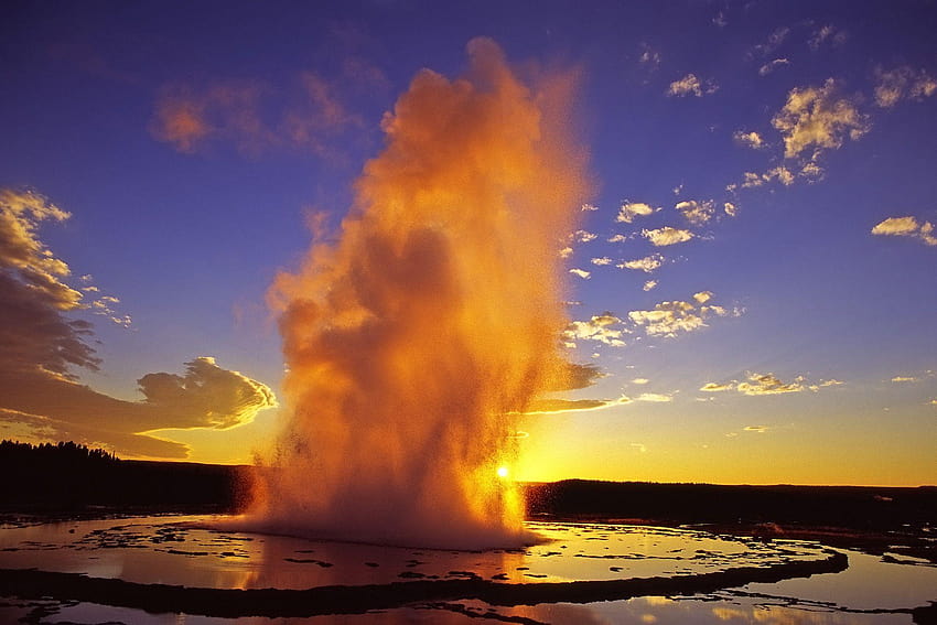HFS /eCommerceContent/eCom_session1/Clark_A/Yellowstone website/, old faithful HD wallpaper