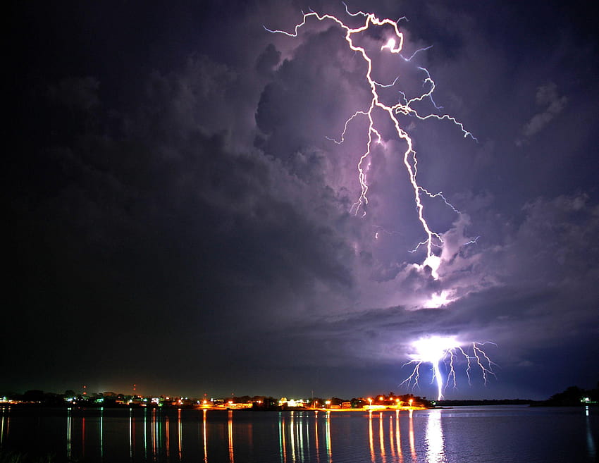 Real Lightning Storm Phone : Nature, tornado lightning HD wallpaper