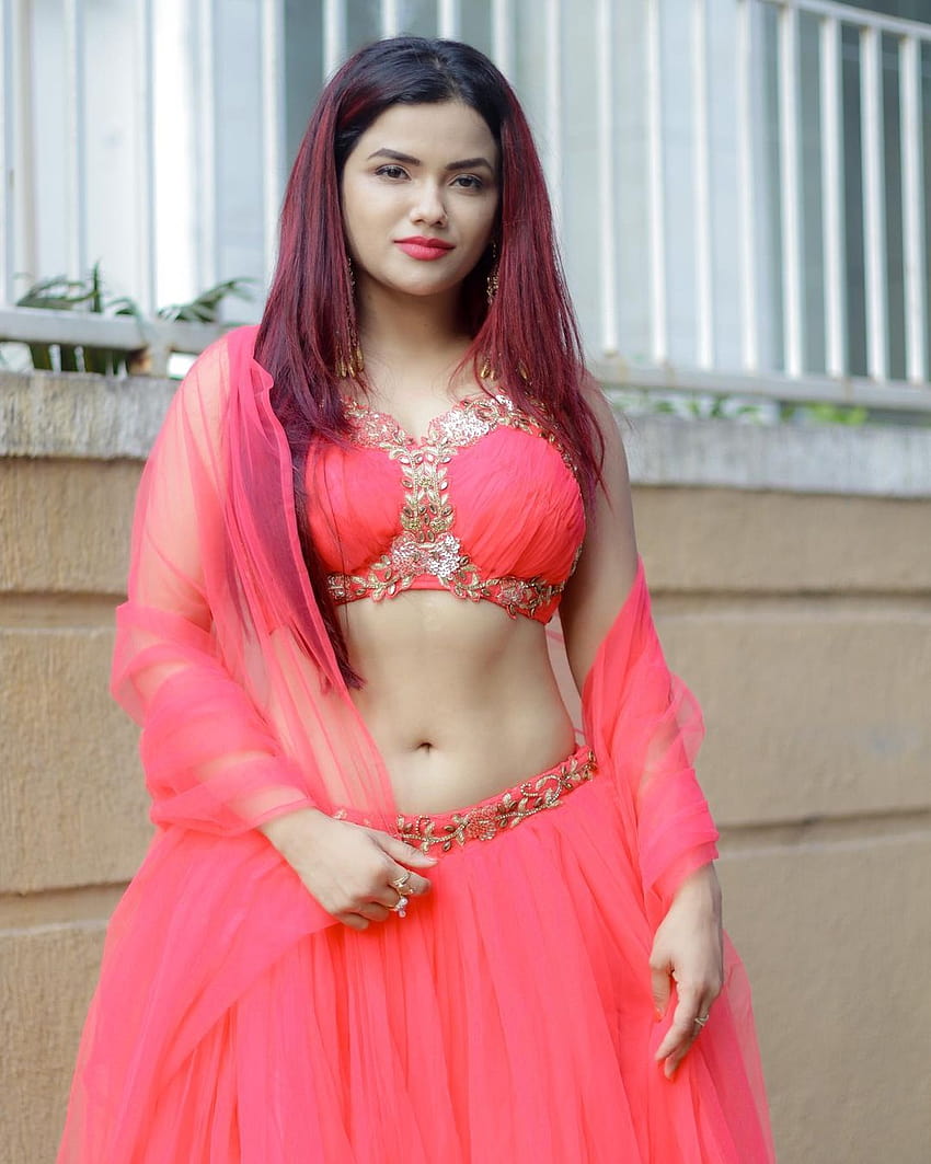 Monalisa Ka X - Shrutika Gaokkar kooku actress hot gallery HD phone wallpaper | Pxfuel