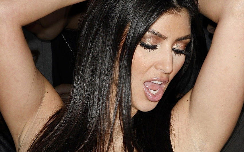 Hot Bio Celebrity : Kim Kardashian, tamanna bhatia armpit HD wallpaper