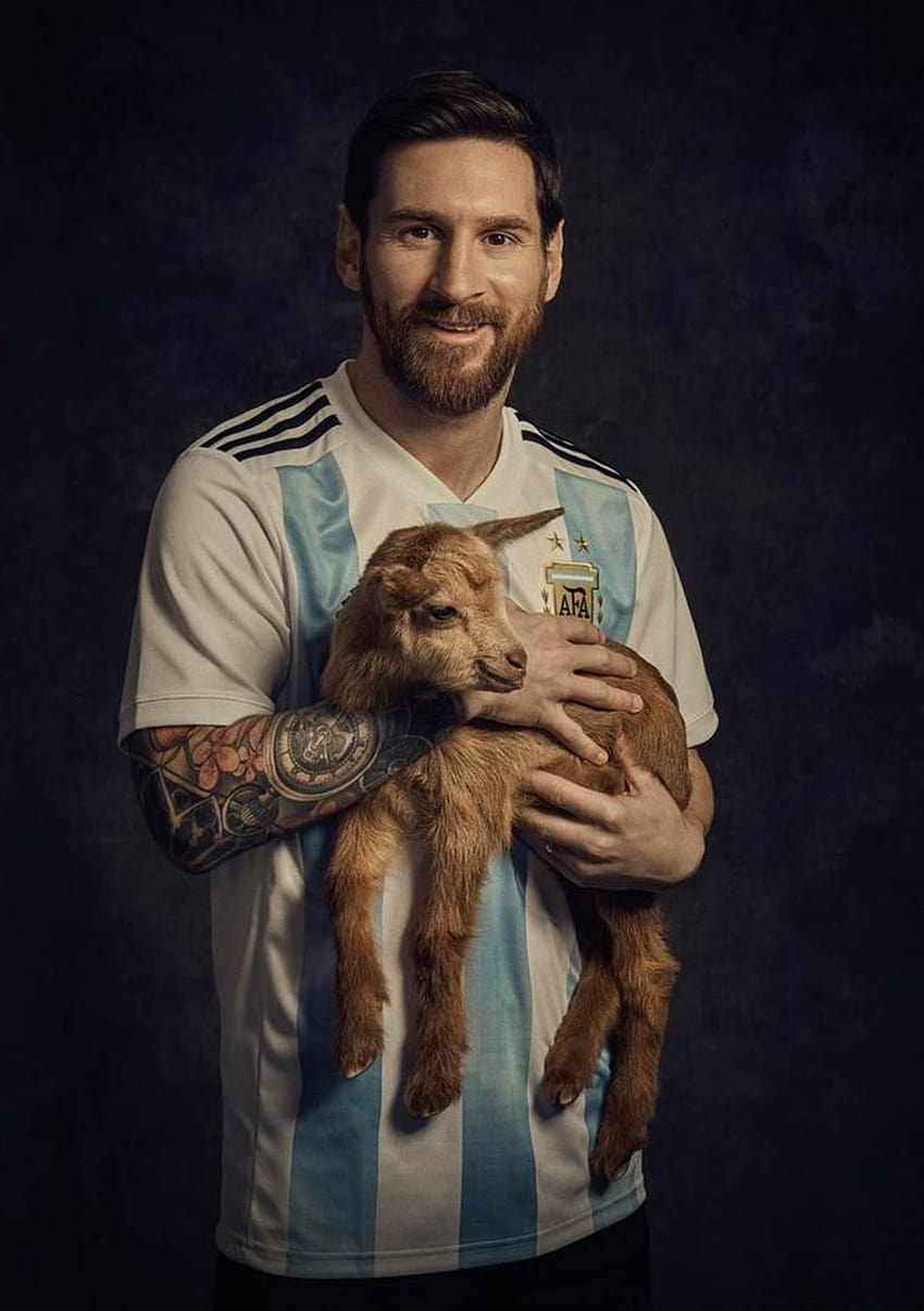 GOAT' Lionel Messi poses with goats in hoot, lionel messi goat 2020 HD phone wallpaper
