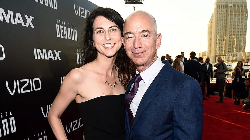 MacKenzie Bezos' Net Worth as Her Divorce From Jeff Bezos Is Finalized HD wallpaper