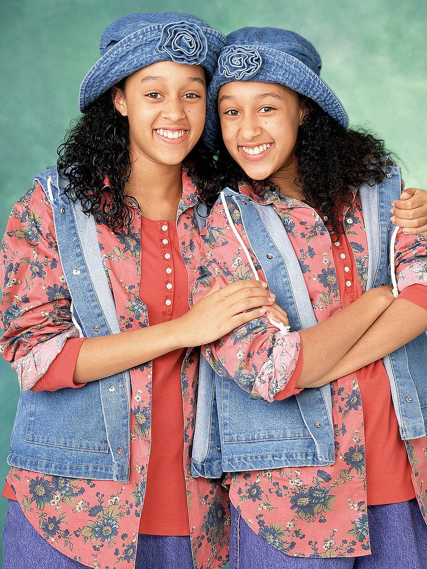 Tia Mowry Says She and Tamera Mowry Were Denied Magazine Cover for Being Black, tia and tamera HD phone wallpaper