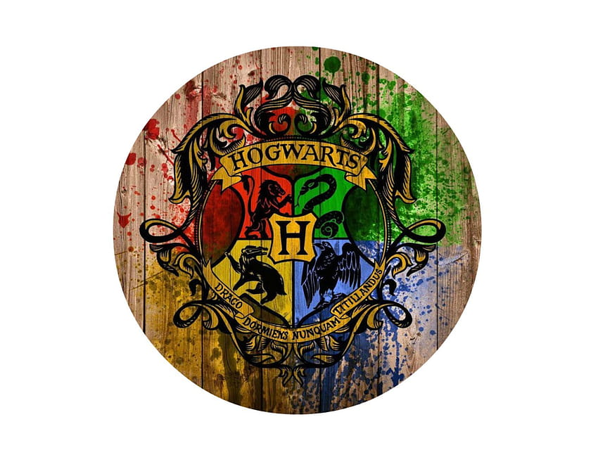 Logo Hogwartu Harry'ego Pottera na tle drewna Jadalny lukier 7,5, fajne logo Hogwartu Tapeta HD