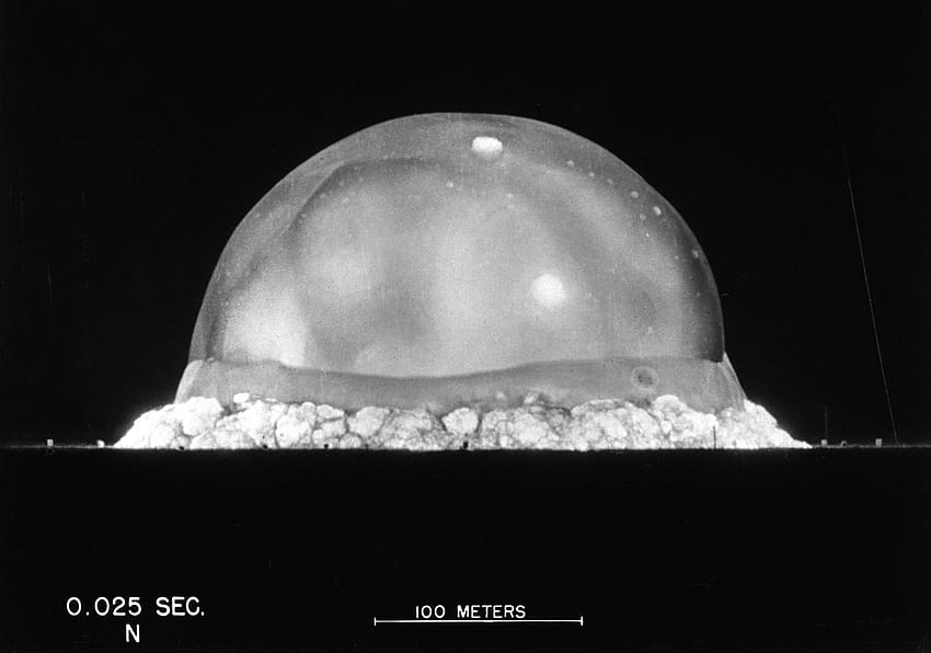70-та годишнина от първата атомна бомба: Ядреният тест на Тринити HD тапет