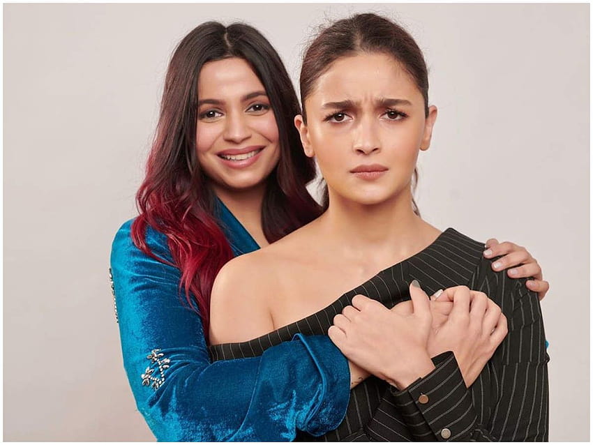 Alia Bhatt's expression in THIS shared by Shaheen Bhatt speaks volumes about her mood, alia bhatt expressions HD wallpaper