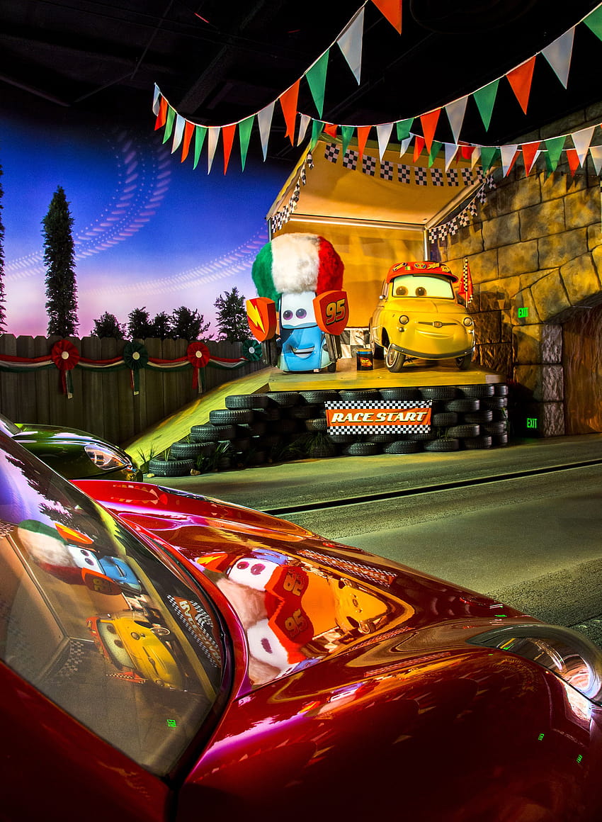 Un point de vue unique : Radiator Springs Racers chez Disney, Radiator Springs Fond d'écran de téléphone HD