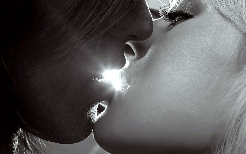 Man and woman kissing, men and women lip kiss HD wallpaper