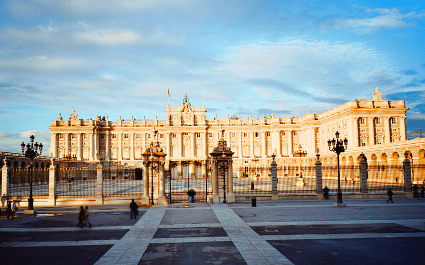 Spain Royal Palace of Madrid and backgrounds HD wallpaper