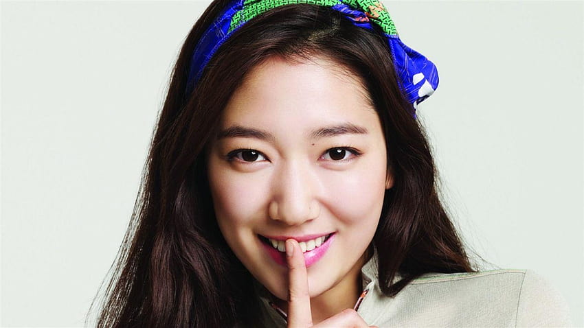 Южнокорейската актриса Парк Шин Хе HD тапет